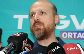 bilal erdogan cocuklarimizin kitaplarla cok daha saglikli bir gelecege kapi aralamasini onemsiyoruz SLW4eIMw