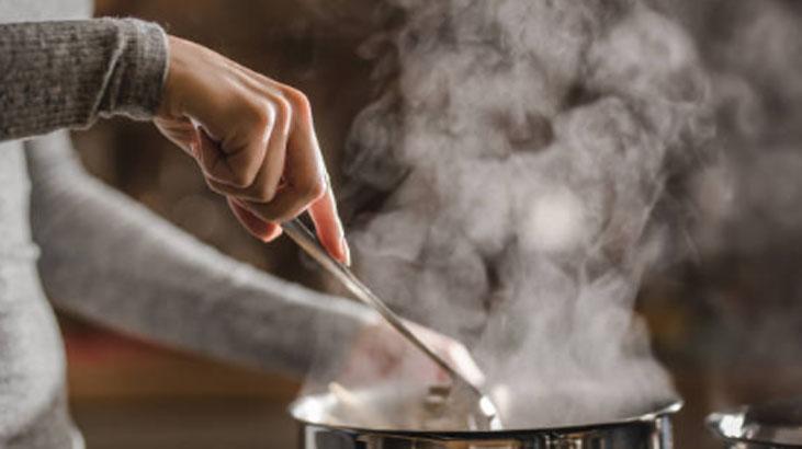 Bilmeden yapılan 'baharat' hatası!Tadını, rengini, kıvamını etkiliyor, işin sırrı serviste 3 bilmeden yapilan baharat hatasitadini rengini kivamini etkiliyor isin sirri serviste 1 Xz4rqGW6