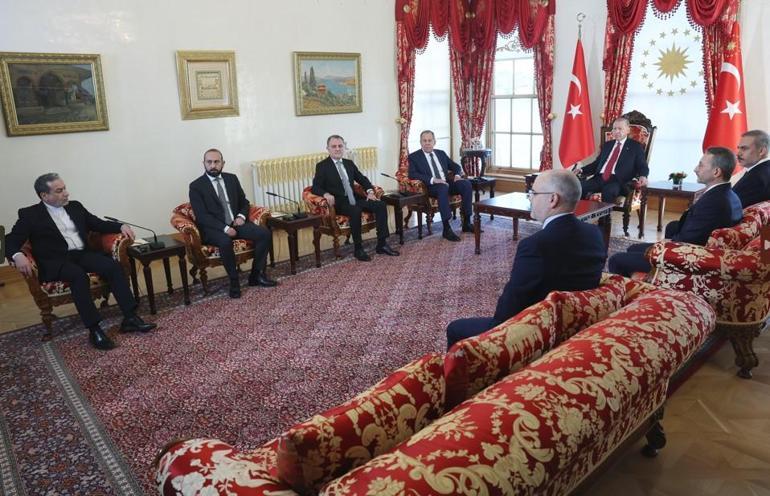 cumhurbaskani erdogan 4 ulkenin disisleri bakanlarini kabul etti 0 ZjVv5WgJ