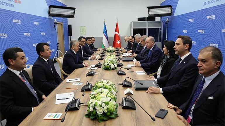 Cumhurbaşkanı Erdoğan, Özbekistan Cumhurbaşkanı Mirziyoyev ile bir ortaya geldi 3 cumhurbaskani erdogan ozbekistan cumhurbaskani mirziyoyev ile bir ortaya geldi 1 BYF3JeYR