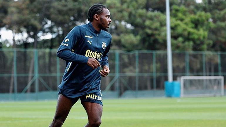 Fenerbahçe'de iki yıldızın menajerleri İstanbul'a çağrıldı! İşte mukavele teklifleri 2 fenerbahcede iki yildizin menajerleri istanbula cagrildi iste mukavele teklifleri 0 2brCjVwO