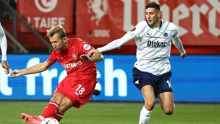 Fenerbahçe'de sol bek için Mert Müldür kararı! İşte beklenen 11'ler 1 fenerbahcede sol bek icin mert muldur karari iste beklenen 11ler TC8hdRpr jpg