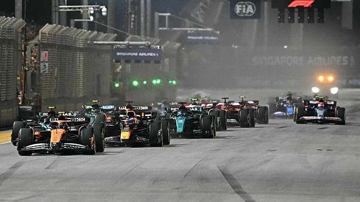 Formula 1'de heyecan ABD Grand Prix'siyle devam ediyor 1 formula 1de heyecan abd grand prixsiyle devam ediyor UIkwTWya jpg