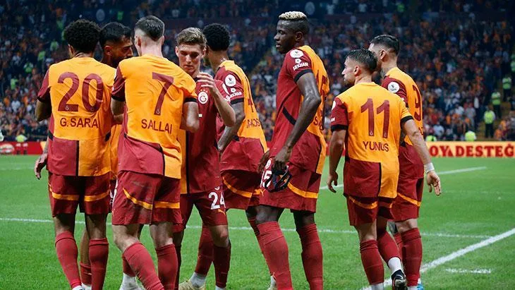 galatasarayin antalyaspor maci kamp takimi asik r oldu 3 eksik birden NzLsyugT jpg