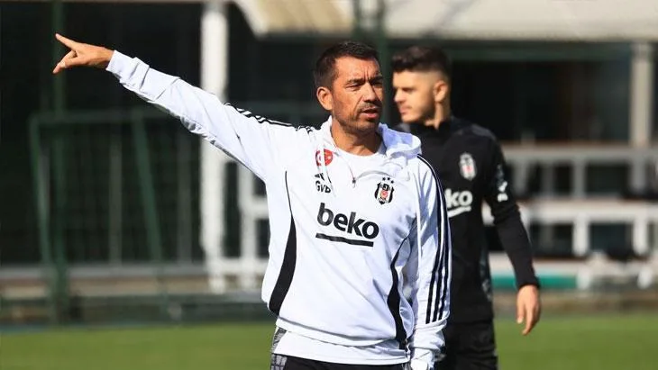 giovanni van bronckhorst beyaz bir sayfa acalim Glu7Whmw jpg