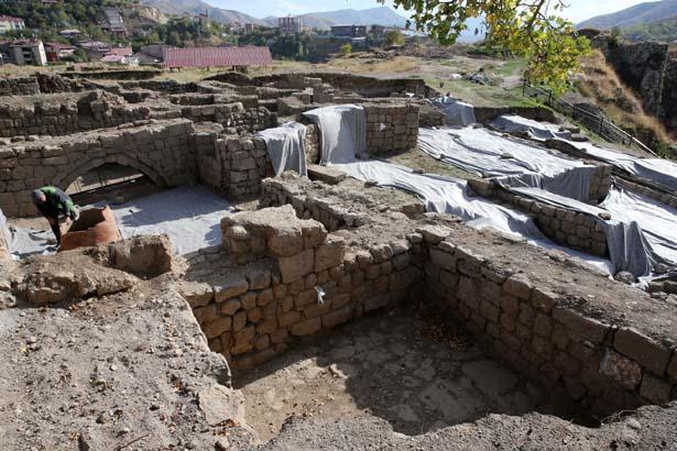 heyecanlandiran yeni kesif sarayin anahtari bulundu 14 diSOBdf2