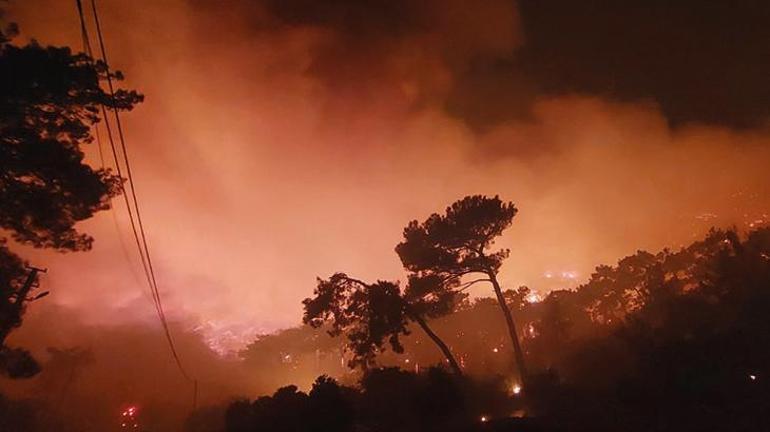 Muğla yanıyor: Birçok ilçede yangın alarmı! Vali Akbıyık'tan açıklama 3 mugla yaniyor bircok ilcede yangin alarmi vali akbiyiktan aciklama 1 n5YcD5fa