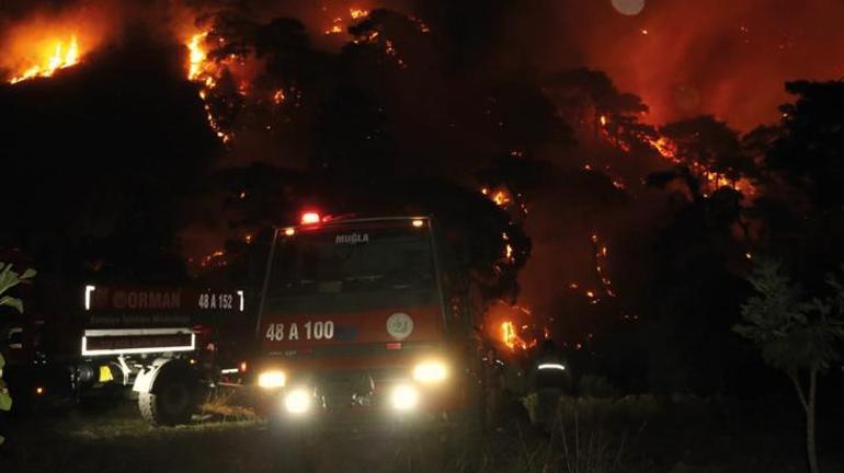 Muğla yanıyor: Birçok ilçede yangın alarmı! Vali Akbıyık'tan açıklama 7 mugla yaniyor bircok ilcede yangin alarmi vali akbiyiktan aciklama 5 4WhrAfSy