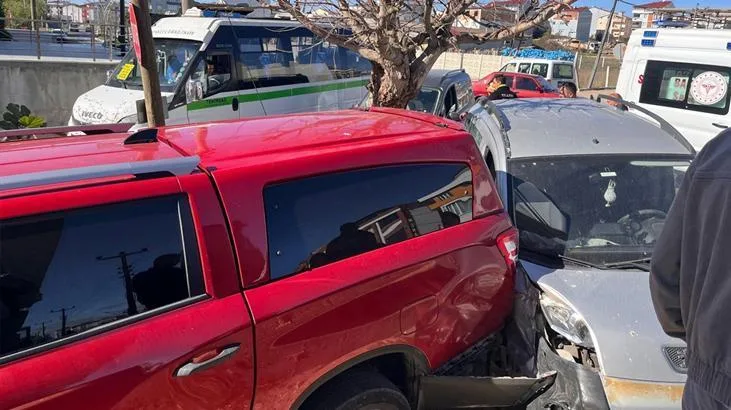 15 yasindaki cocuk trafikte dehset sacti onune gelene carpti VcxkvNUx jpg