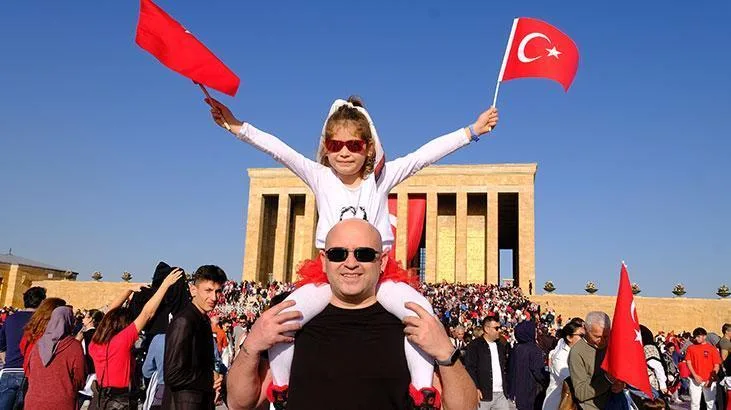 Anıtkabir'de Cumhuriyet Bayramı coşkusu 1 anitkabirde cumhuriyet bayrami coskusu