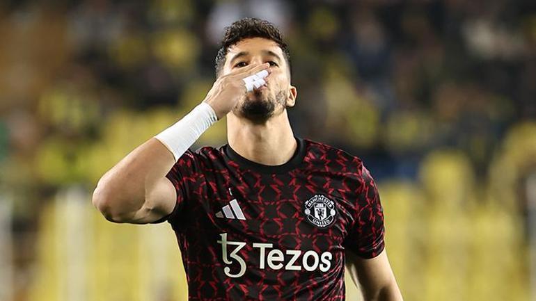 canli uefa avrupa liginde fenerbahce manchester united 1 1 0 UNgckNwz