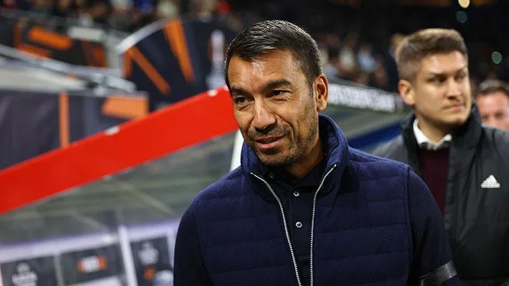 giovanni van bronckhorst ersin cok guzel bir kaleci 3NJkjBCd jpg