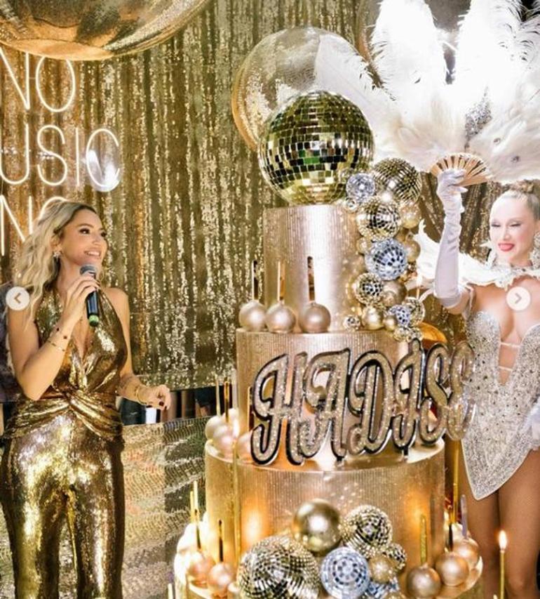 Hadise'nin doğum günü pastası olay oldu! Işıltılı kombini dikkat çekti 5 hadisenin dogum gunu pastasi olay oldu isiltili kombini dikkat cekti 3 wwElWRQh