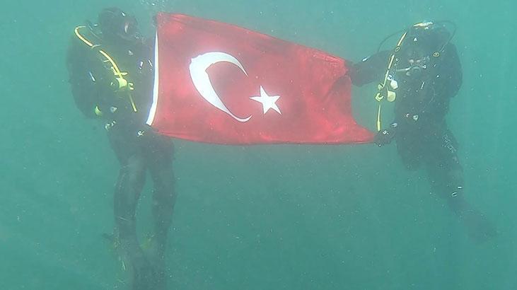 Jandarma SAK timlerinden Cumhuriyet'in 101. yıl dönümünde şov 2 jandarma sak timlerinden cumhuriyetin 101 yil donumunde sov 0 BLVMMmEu
