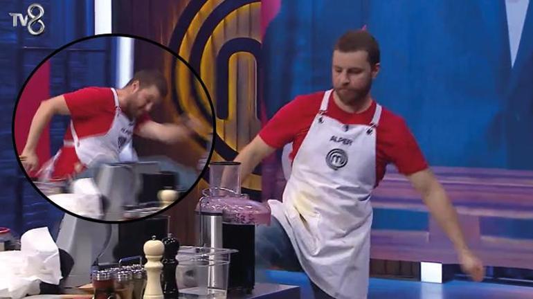 masterchefte 13 haftanin birinci ve ikinci eleme adayi muhakkak oldu huduttan tezgahi tekmeledi 1 Ui6MaJgR