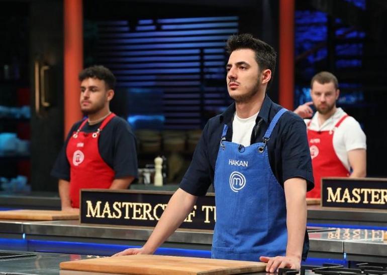 Masterchef'ten elenen Hakan'dan zehir zemberek sözler! 'Hırsız' yaftası ve tehdit... 2 mastercheften elenen hakandan zehir zemberek sozler hirsiz yaftasi ve tehdit 0 ywOKAbtM