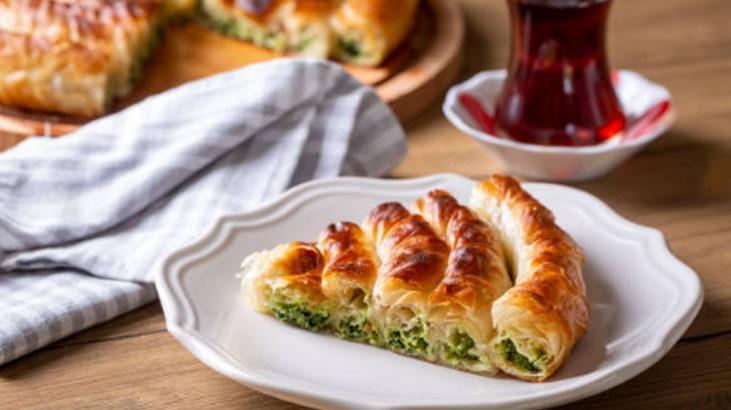 Somer Şef'in sır üzere sakladığı çıtır börek tarifi! Asla atlamıyor, kenarını dışta bırakın 3 somer sefin sir uzere sakladigi citir borek tarifi asla atlamiyor kenarini dista birakin 1 Lm2Kduah