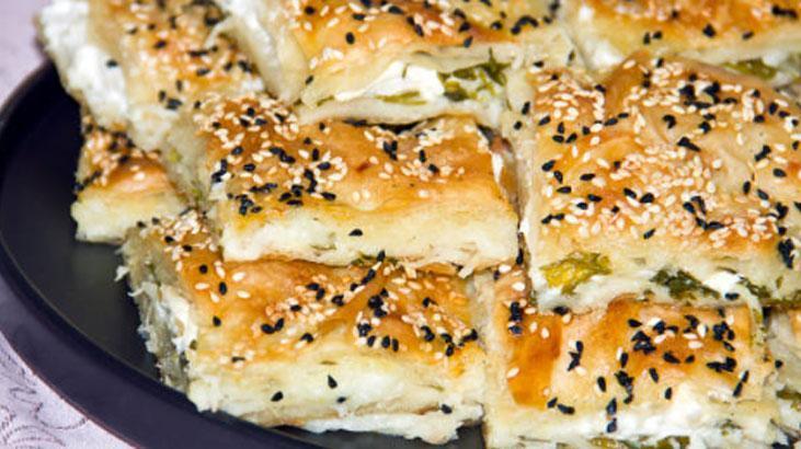 Somer Şef'in sır üzere sakladığı çıtır börek tarifi! Asla atlamıyor, kenarını dışta bırakın 4 somer sefin sir uzere sakladigi citir borek tarifi asla atlamiyor kenarini dista birakin 2