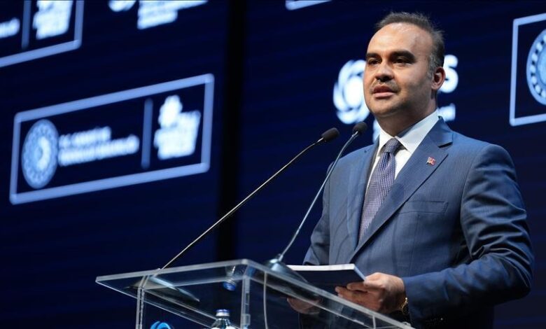 Bakan Kacır ayrıntılarını açıkladı: Çalışan başına 2 bin 500 lira destek! 1 bakan kacir ayrintilarini acikladi calisan basina 2 bin 500 lira destek BGGu18cW