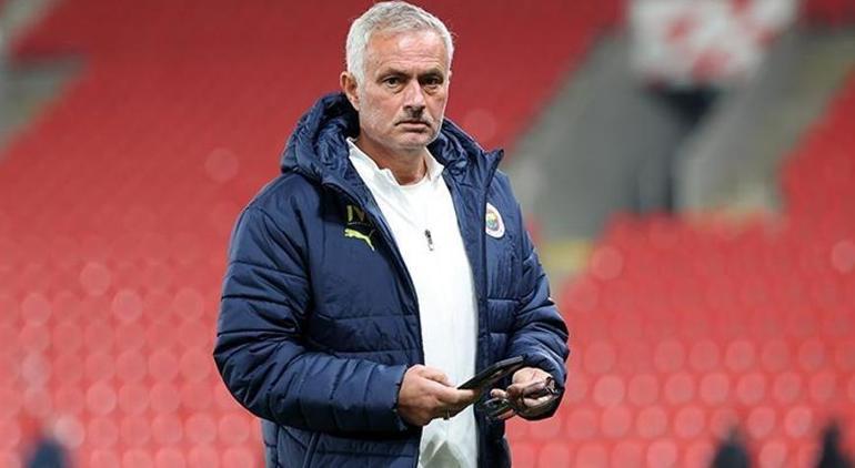 Galatasaray'ın eski yıldızı Aydın Yılmaz'dan yıllar sonra gelen itiraf: Yener İnce olmasa ayağım kesilecekti 6 galatasarayin eski yildizi aydin yilmazdan yillar sonra gelen itiraf yener ince olmasa ayagim kesilecekti EaQtLU27