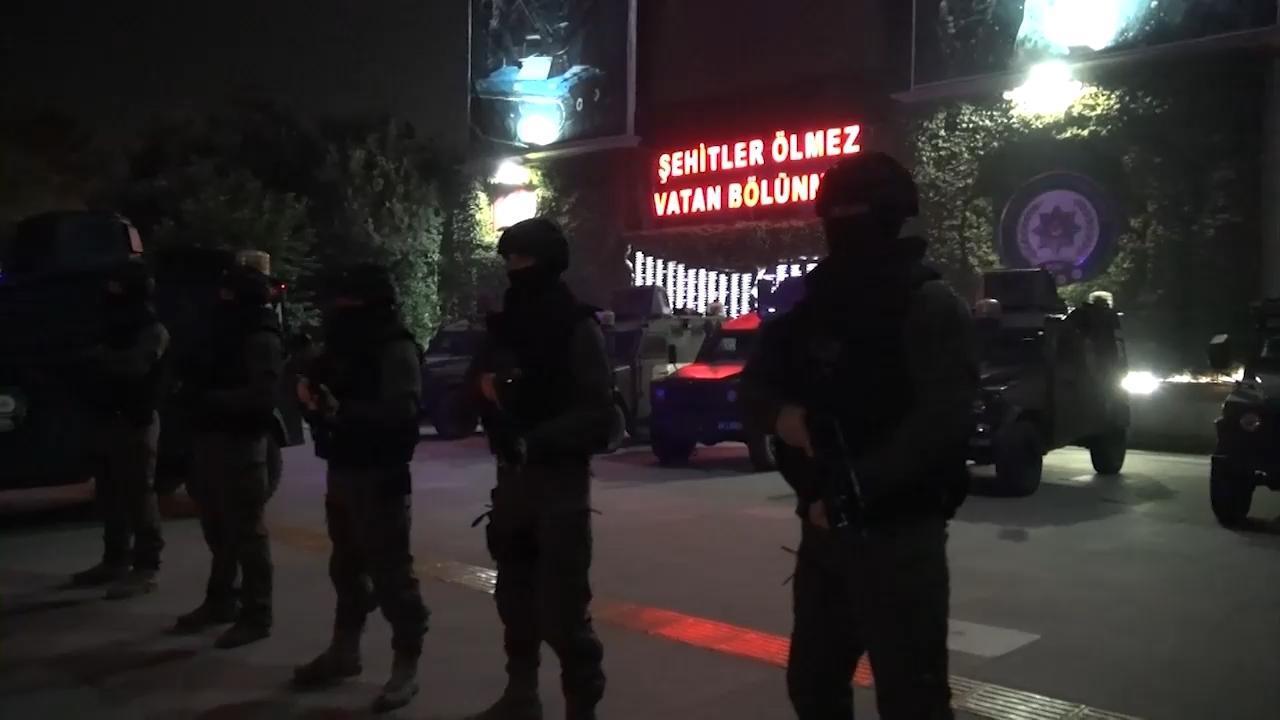 İstiklal Caddesi'ndeki bombalı saldırıyla ilgili 2 şüpheli yakalandı 8 istiklal caddesindeki bombali saldiriyla ilgili 2 supheli yakalandi 6