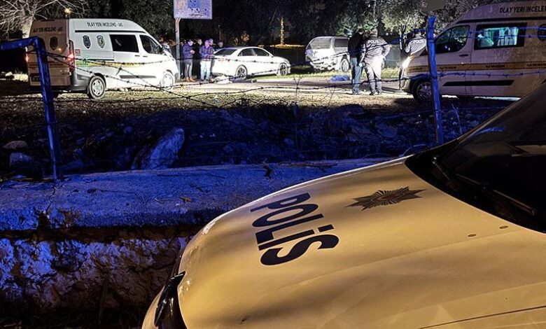 Adana'da hareketli gece! 2 kardeş arbedede hayatını kaybetti 1 adanada hareketli gece 2 kardes arbedede hayatini kaybetti BG95ZWx1