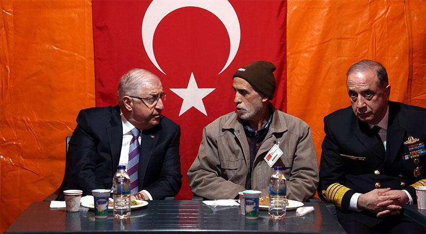 Bakan Güler’den şehit Astsubay Üstçavuş Ufuk Akıncı’nın baba konutuna taziye ziyareti