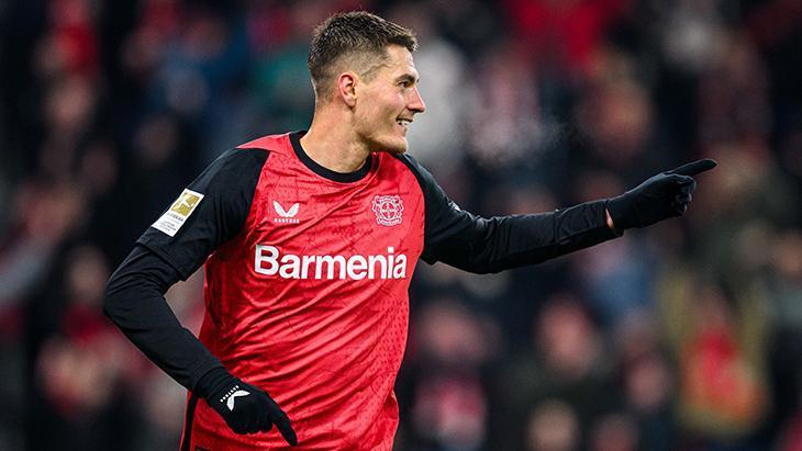 bayer leverkusen borussia monchengladbachi 3 golle gecti Y8XDtsVL