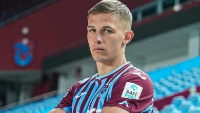 danylo sikandan trabzonspora 45 yillik imza hJaHLOgD