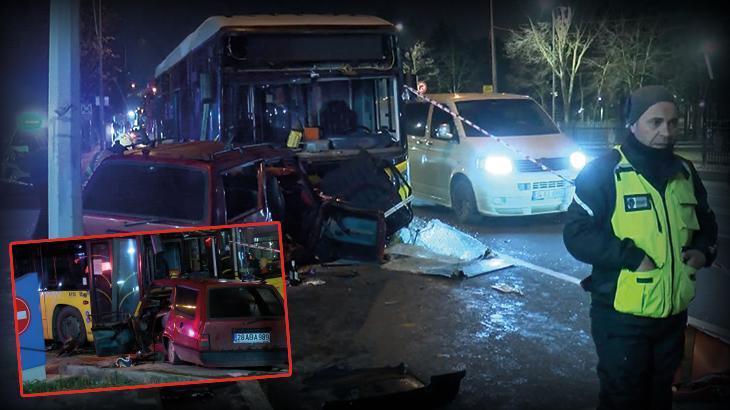 Eyüpsultan’da feci kaza! Otomobil İETT otobüsüyle çarpıştı: 2 ölü 1 eyupsultanda feci kaza otomobil iett otobusuyle carpisti 2 olu 9lzUwArv