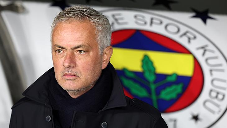 Fenerbahçe'de Jose Mourinho'dan derbi vurgusu! 'Kayıp istemiyorum' 1 fenerbahcede jose mourinhodan derbi vurgusu kayip istemiyorum Duf1fSez