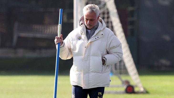 fenerbahcede jose mourinhodan net mesaj firsat ayagimiza geldi 46n29RKI