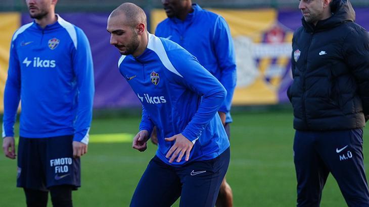 Galatasaray'da Ahmed Kutucu transferinde pürüz 1 galatasarayda ahmed kutucu transferinde puruz B5ETLk2E