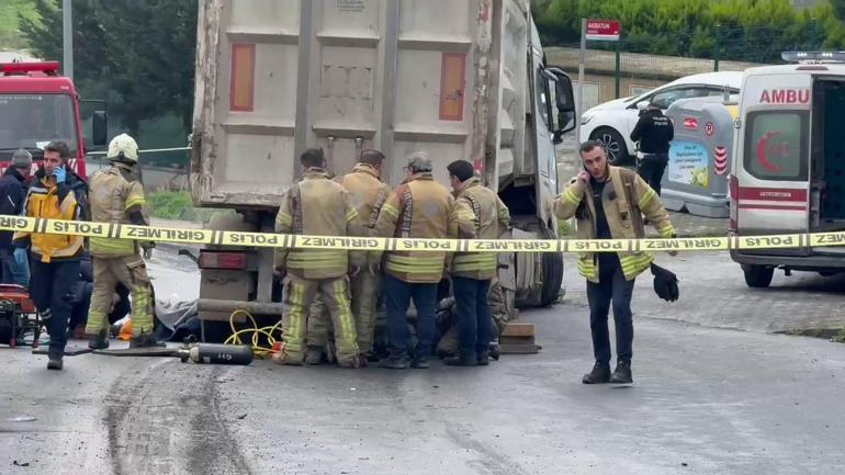 İstanbul'da denetimden çıkan kamyon dehşet saçtı! Altına alıp 50 metre sürükledi 3 istanbulda denetimden cikan kamyon dehset sacti altina alip 50 metre surukledi 1 INs9Hg6c