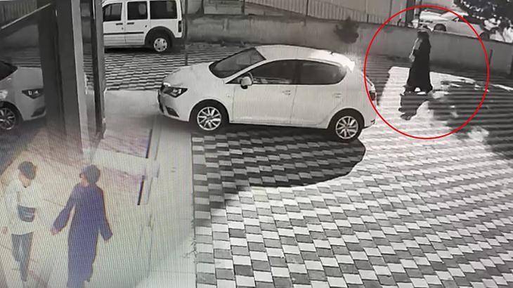 Kredi kartıyla kapıyı açıp hırsızlık yaptılar! O anlar anbean kaydedildi 1 kredi kartiyla kapiyi acip hirsizlik yaptilar o anlar anbean kaydedildi uiaqilSw