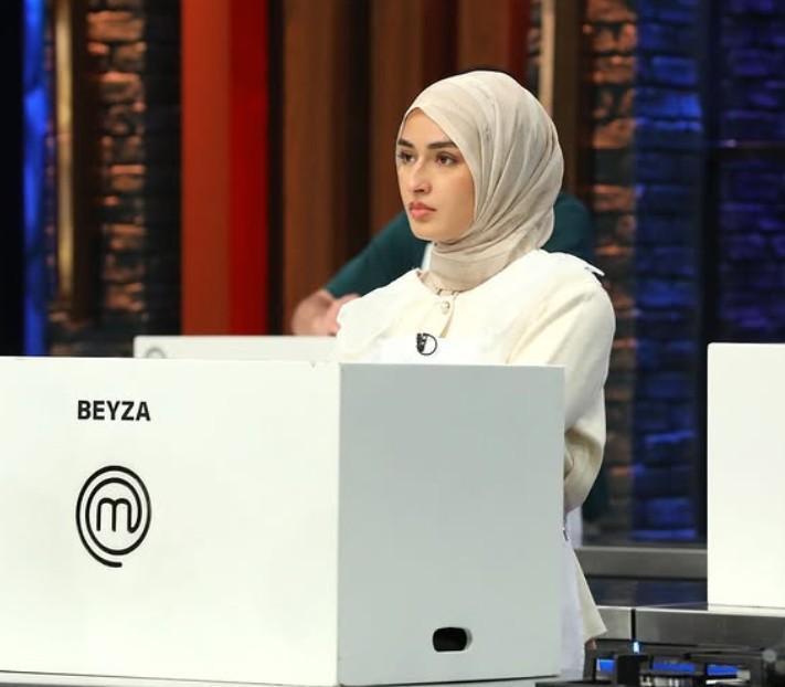 masterchef beyza kazandi mi elendi mi masterchef beyza kimdir beyza huri aydin kac yasinda H7lt6bbd