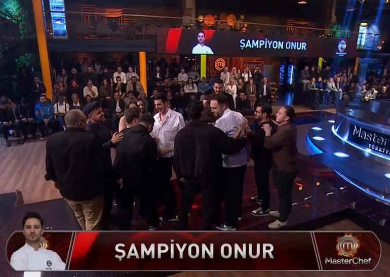 masterchef turkiye sampiyonu canli yayinda belirli oldu iste kupayi kazanan isim 16 jU5ZhQFF