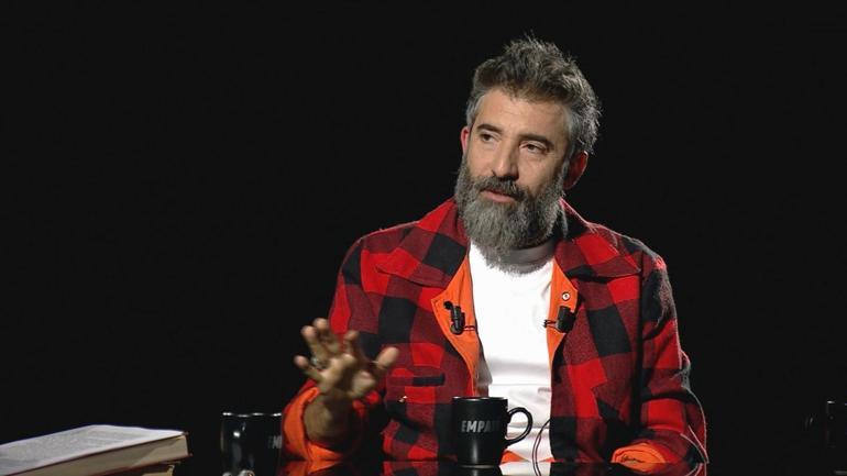 Mert Turak'tan şaşırtan itiraf! 'Boşandıklarını teyzemden öğrendim' 2 mert turaktan sasirtan itiraf bosandiklarini teyzemden ogrendim 0 DU9UKPBP