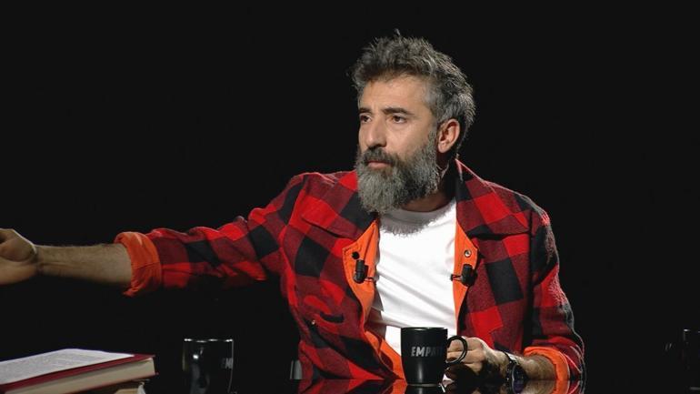 Mert Turak'tan şaşırtan itiraf! 'Boşandıklarını teyzemden öğrendim' 3 mert turaktan sasirtan itiraf bosandiklarini teyzemden ogrendim 1 NWeebYH4