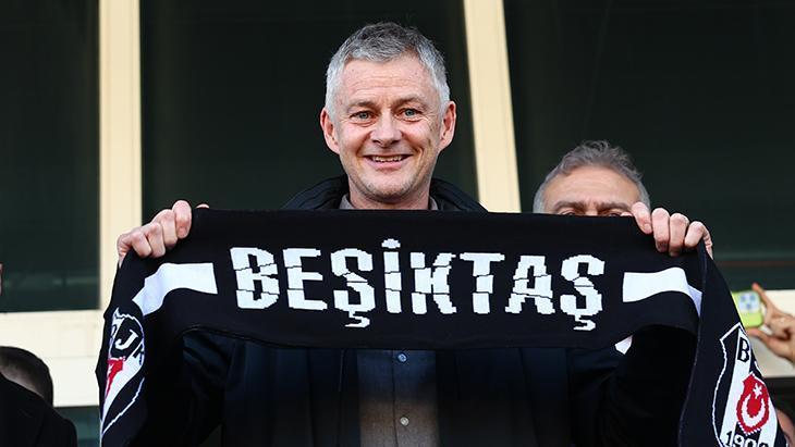 ole gunnar solskjaer besiktas taraftarina ovgu yagdirdi mukemmel YS2IkTc1