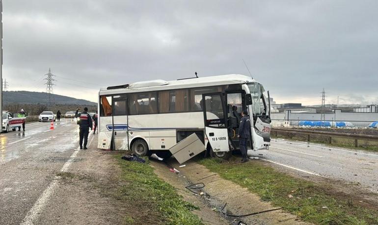 balikesirde emekcileri tasiyan midibus takla atti cok sayida yarali var 0 sh15acpK