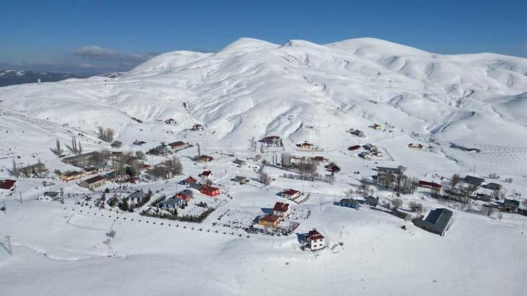 Bu köyde yalnızca 2 mevsim görülüyor: Kış ve yazı yaşıyoruz, yaşantımızdan çok mutluyuz 3 bu koyde yalnizca 2 mevsim goruluyor kis ve yazi yasiyoruz yasantimizdan cok mutluyuz 1