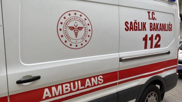 Bu türlü skandal görülmedi! İçinde hastayla ambulans sürücü değişimine gitti 1 bu turlu skandal gorulmedi icinde hastayla ambulans surucu degisimine gitti 63HhtQBa