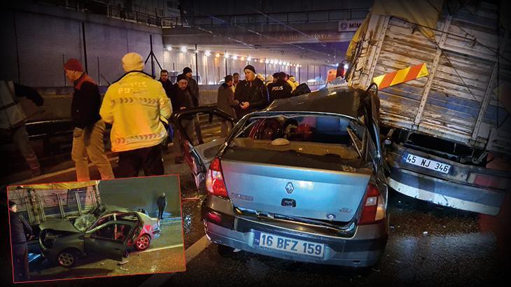 Bursa'da zincirleme kaza! 4 araç birbirine girdi: 1 meyyit, 4 yaralı 1 bursada zincirleme kaza 4 arac birbirine girdi 1 meyyit 4 yarali
