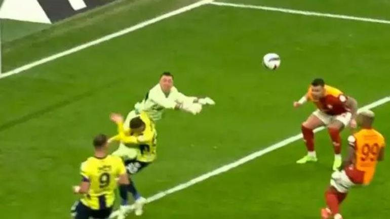 galatasaray fenerbahce derbisinde tartisma yaratan pozisyon eski hakemler acikladi net penalti 0 l5kHsjVM