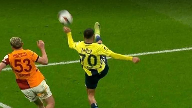 galatasaray fenerbahce derbisinde tartisma yaratan pozisyon eski hakemler acikladi net penalti 2 sX8ynDYz