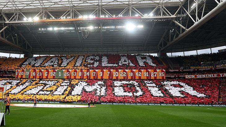 Galatasaray taraftarlarından Fenerbahçe derbisi için koreografi kararı! 1 galatasaray taraftarlarindan fenerbahce derbisi icin koreografi karari
