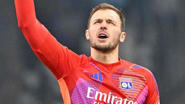 galatasarayda musleranin yerine surpriz kaleci menajeri istanbula geldi 0 6a2LlB2Q