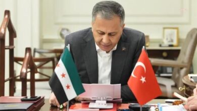 icisleri bakani yerlikaya suriyeli mevkidasi ile gorustu VX3JYvGW