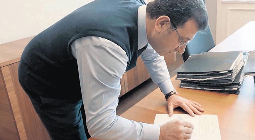 İmamoğlu’ndan adaylık başvurusu: Milletimizle yeni bir seyahate çıkıyoruz